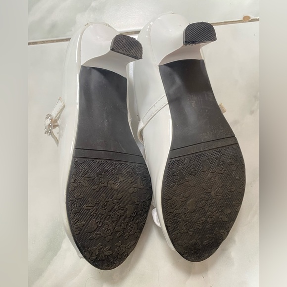 Fancy Kids Dress Shoes - Youth Size 7 - Picture 5 of 7